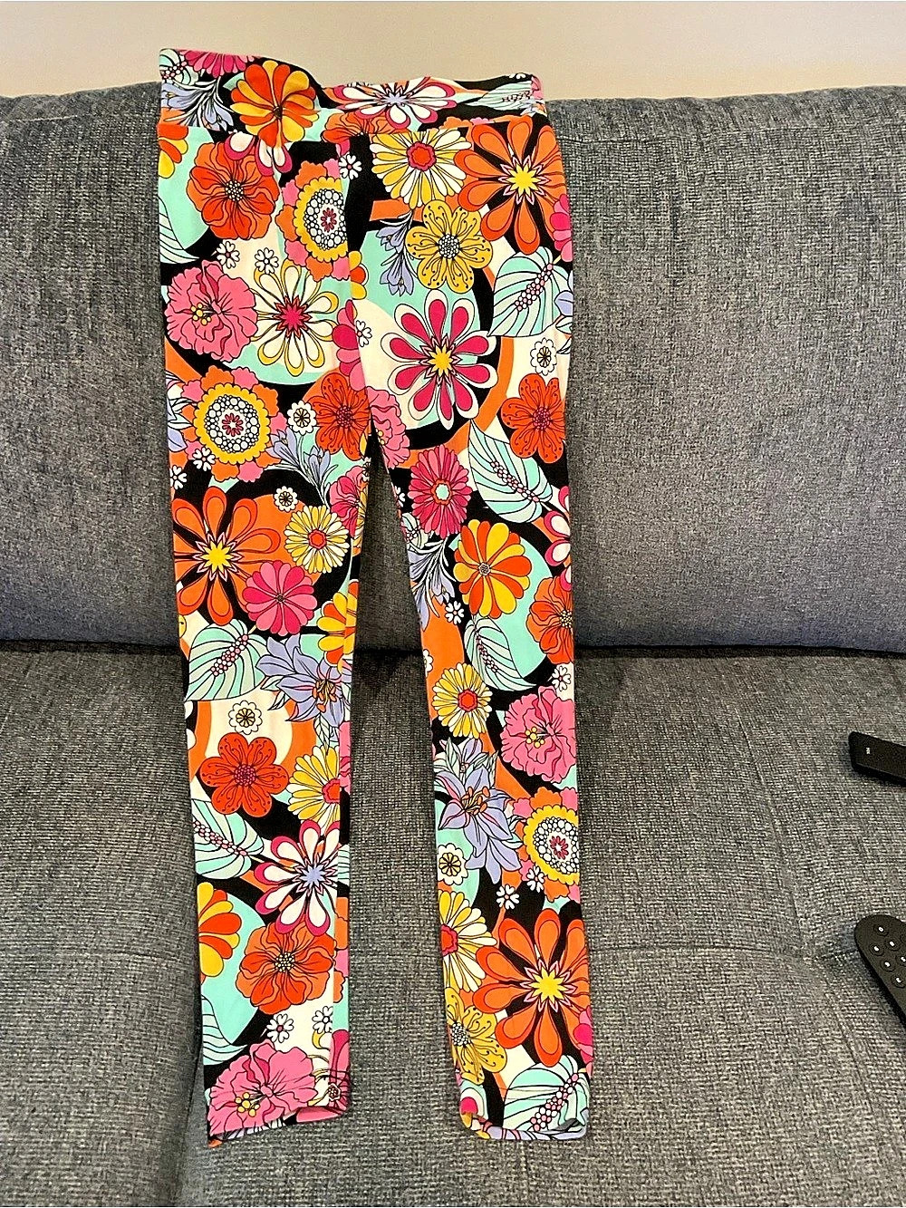 No Boundaries High Rise Leggings Floral Black & Multicolor Small